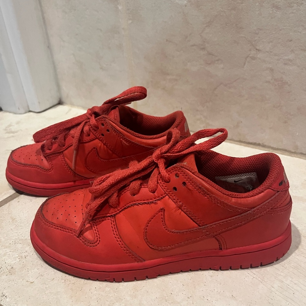 Nike Bold Crimson Sneakers - Picture 2 of 4